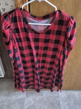 Red and Black Buffalo Plaid Long Sleeve Tee